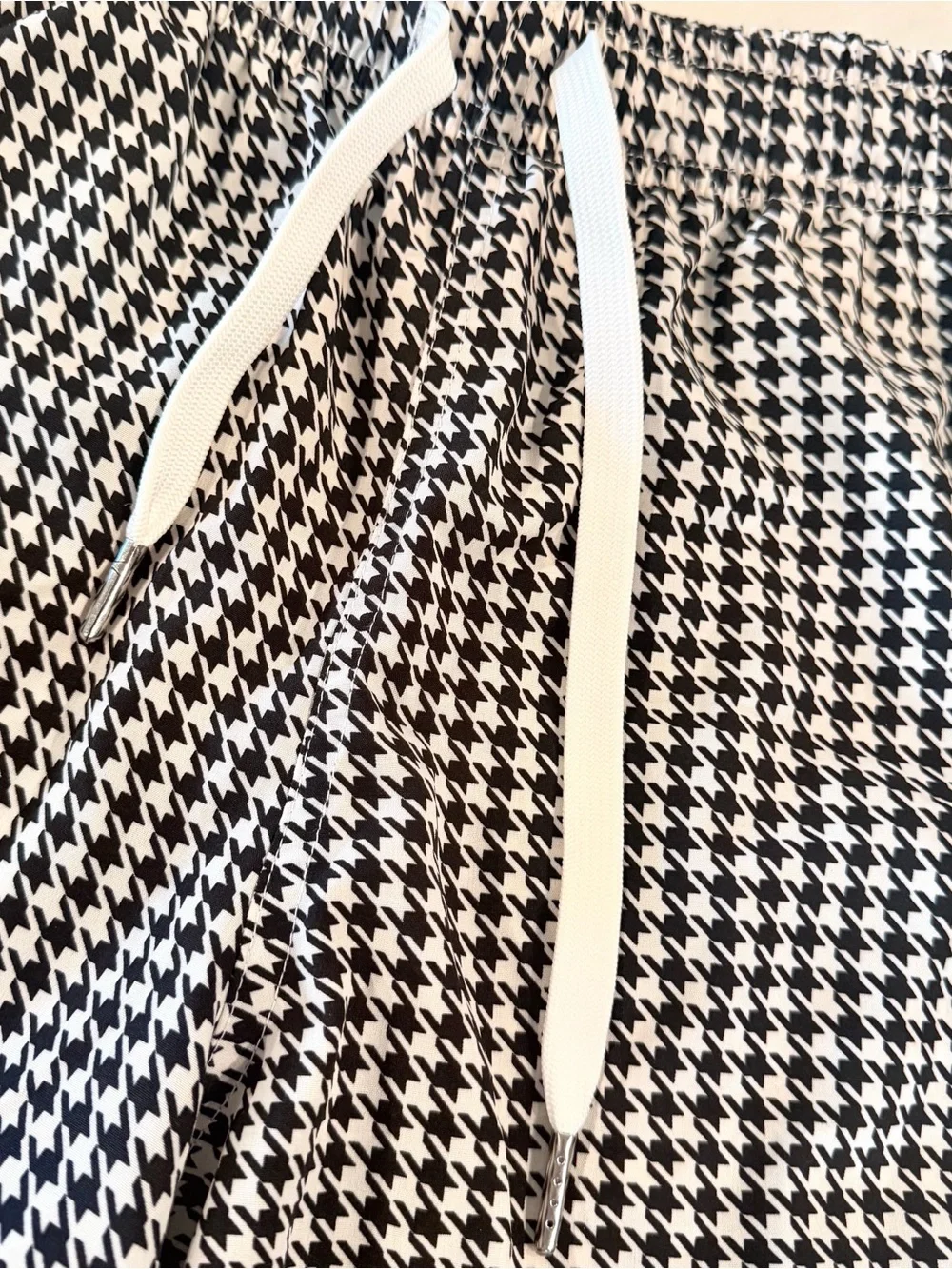 Cove Black and White Houndstooth Men’s Shorts